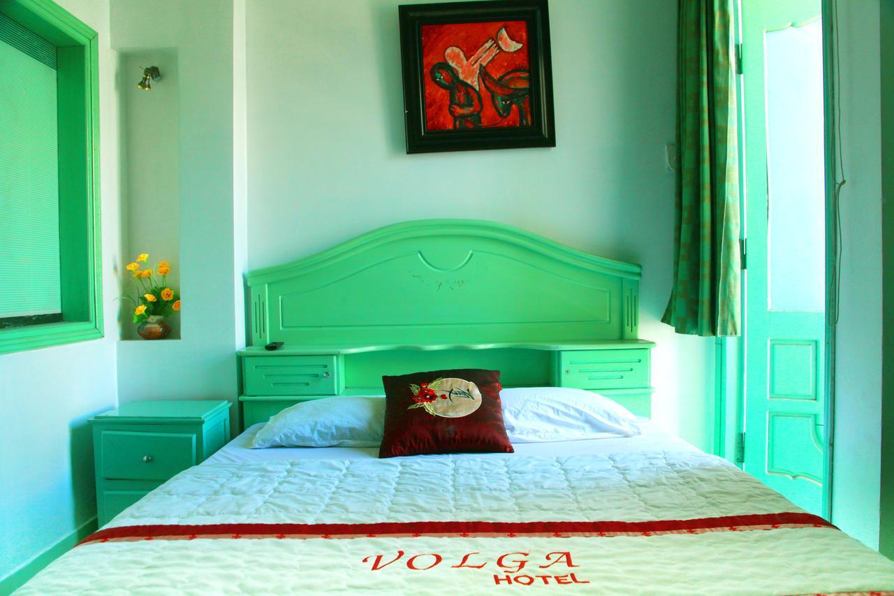 Volga Hotel Hue Buitenkant foto