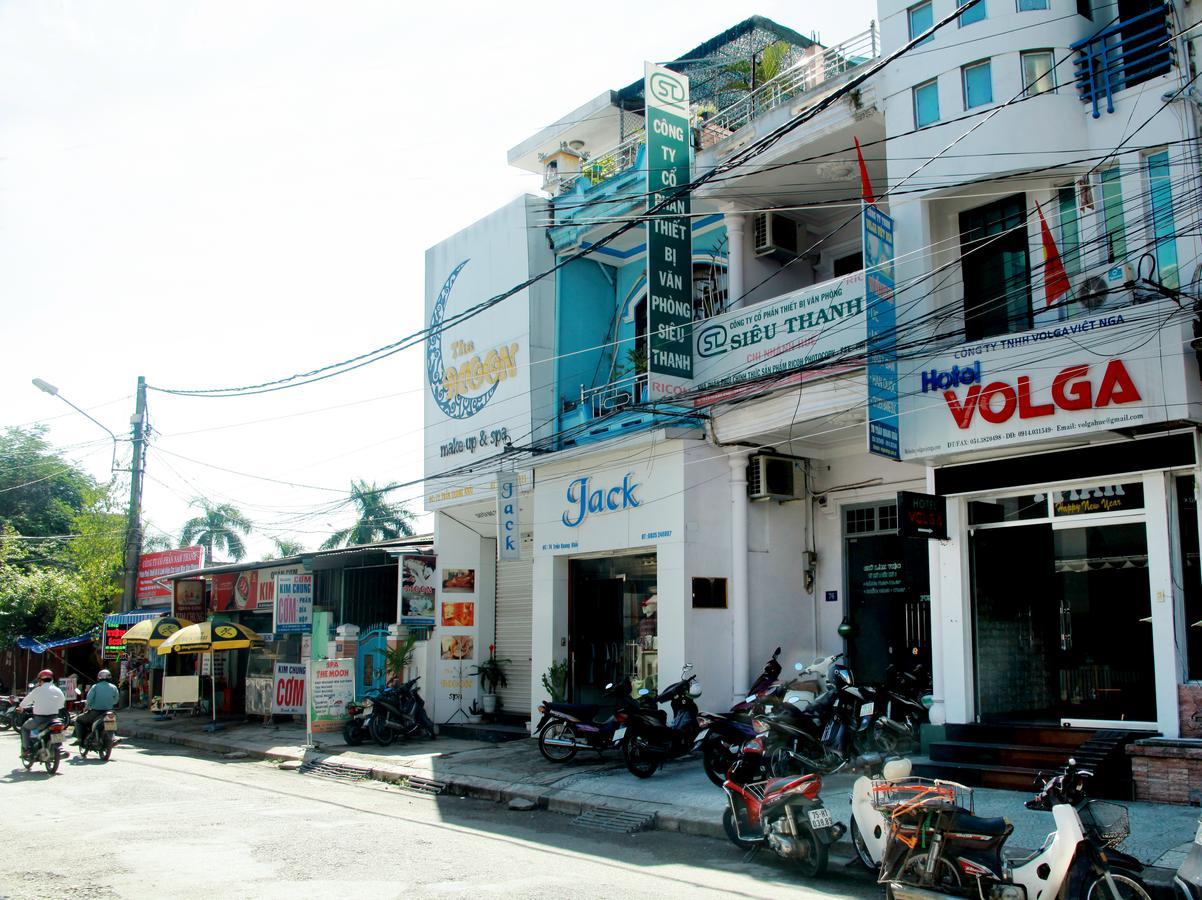 Volga Hotel Hue Buitenkant foto
