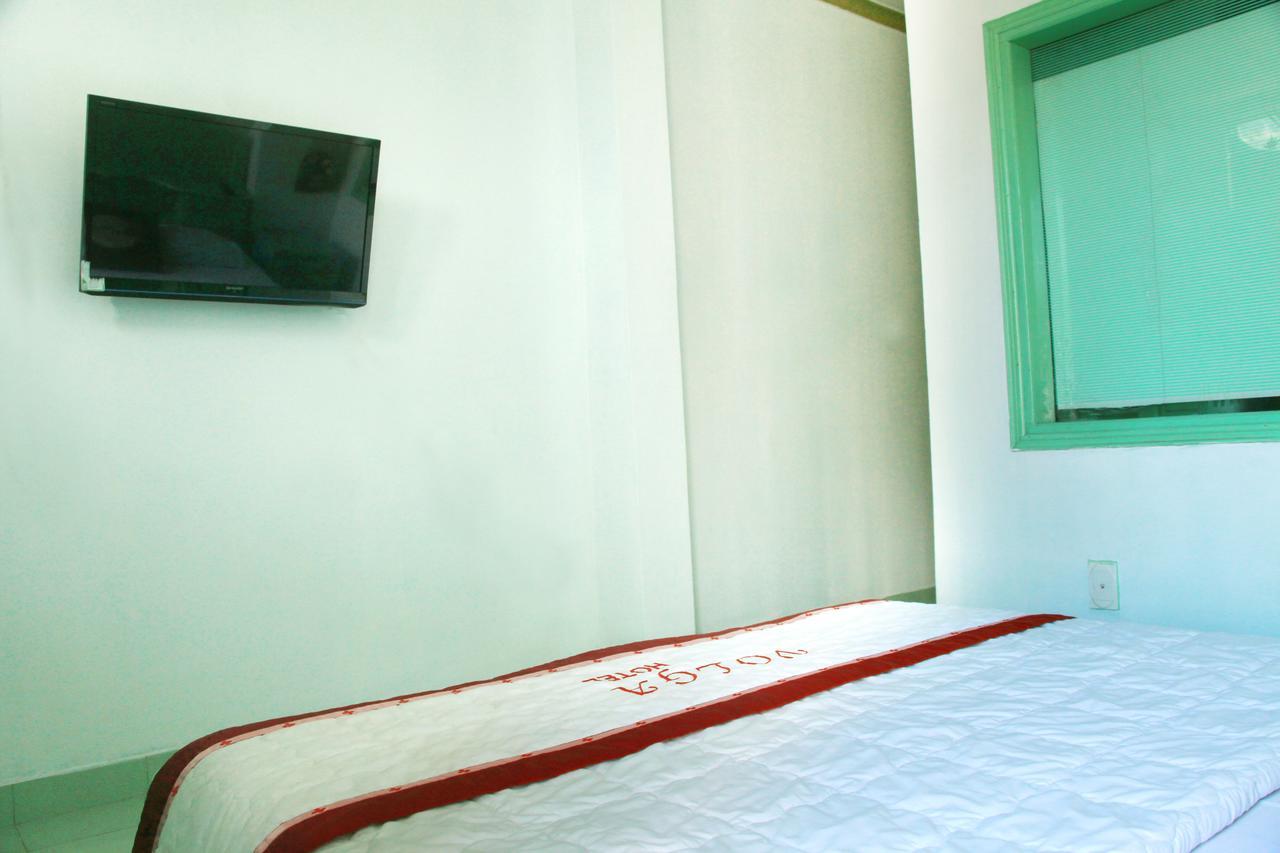 Volga Hotel Hue Buitenkant foto